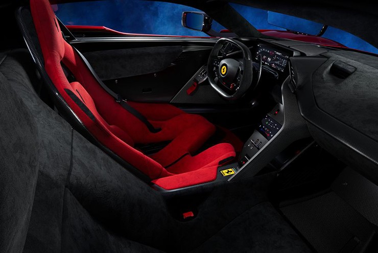 Siêu xe Ferrari F80 hoàn toàn mới ra mắt toàn cầu - 4