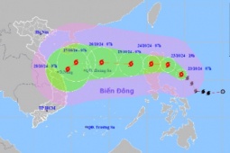 Bão Trà Mi tăng cường thành siêu bão, hướng tới Trung Bộ