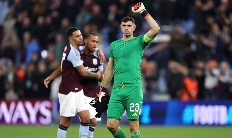 Thủ môn Emiliano Martinez giữ sạch lưới trong cả 3 trận đầu tiên ở Champions League mùa này