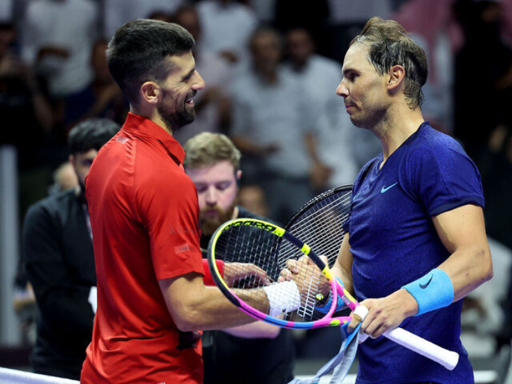 Nadal tin rằng ngày giải nghệ của Djokovic (áo đỏ) cũng cận kề