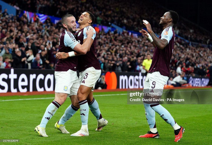 Aston Villa giành chiến thắng nhờ những pha lập công trong hiệp 2