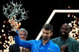 Djokovic xin lỗi vì bỏ Paris Masters, thờ ơ luôn với ATP Finals