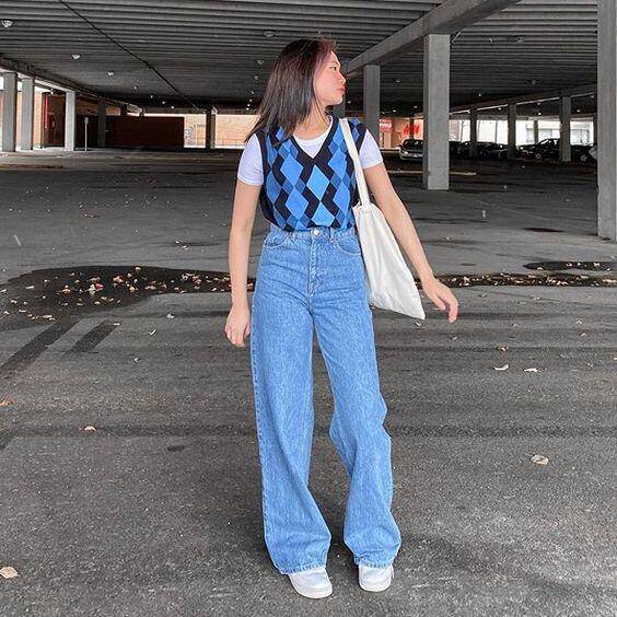 Thử đủ outfit mùa lạnh, tôi tìm ra 4 kiểu áo đẹp mặc cùng quần jeans, sang như quý cô nước Pháp - 13