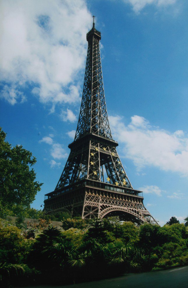 Tháp Eiffel