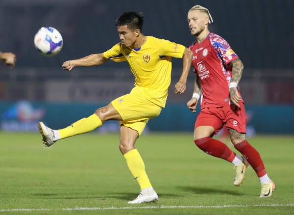 Trực tiếp bóng đá TP.HCM - Quảng Nam: Bất lực tìm bàn thắng (V-League) (Hết giờ) - 2