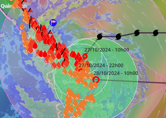 Dự báo vị trí, hướng di chuyển của bão Trami cho thấy sau khi đổ bộ vào bờ, bão Trami lại vòng ra biển. Ảnh: Hệ thống giám sát thiên tai