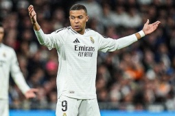 Mbappe gặp ác mộng bẫy việt vị: 