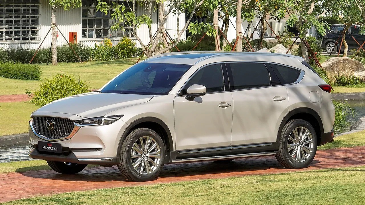 Mazda CX-8 Luxury có&nbsp;thiết kế thanh lịch theo ngôn ngữ KODO đặc trưng.