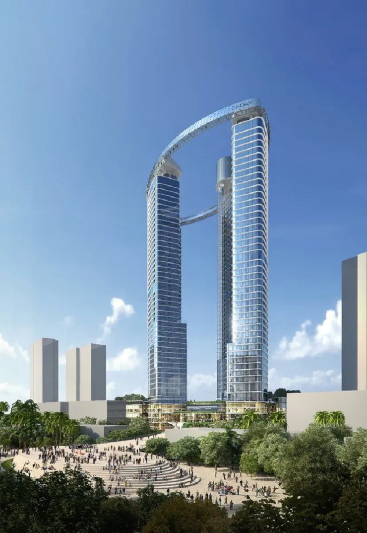 Nhà Ronaldo ở Đà Nẵng nằm trong&nbsp;khu phức hợp khách sạn và condotel 5 sao Cocobay Tower sở hữu cầu pha lê cao nhất thế giới. Ronaldo tiết lộ rằng căn hộ tại Việt Nam gợi cho anh cảm giác như tại quê nhà. Bởi vậy mà chẳng cần tốn thời gian anh đã nhanh chóng ký tên và trở thành chủ nhân của căn hộ sang trọng, thoải mái và tiện nghi này.
