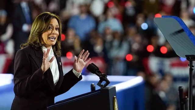 Bà Kamala Harris trong sự kiện gần Nhà Trắng hôm 29-10 - Ảnh: THE HILL