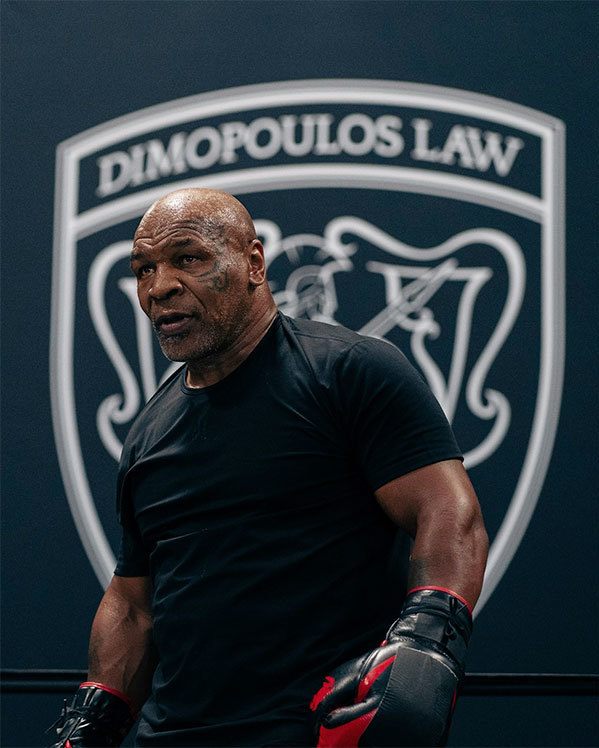 Mike Tyson tập luyện chuẩn bị thượng đài với đối thủ kém 30 tuổi. Ảnh: Instagram Mike Tyson