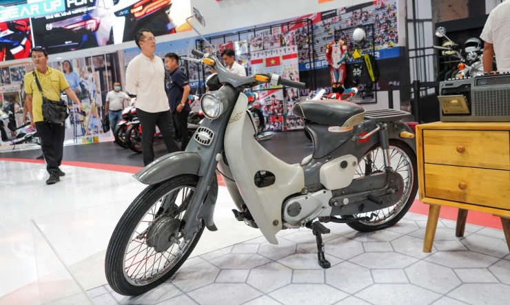 Hàng hiếm Honda Super Cub hơn 60 năm tại Việt Nam - 1