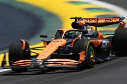 Đua xe F1, Sao Paulo GP: Verstappen nhận án phạt, McLaren tận dụng thời cơ