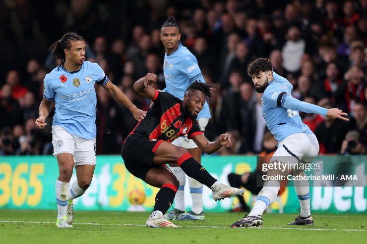 Bournemouth giành lợi thế trước Man City