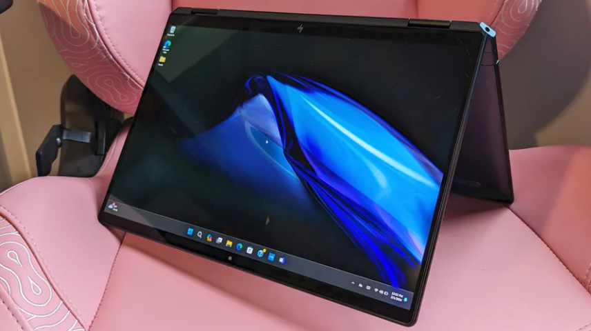 HP Spectre x360 14 (2024).