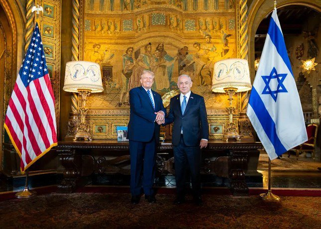 Cựu Tổng thống Mỹ Donald Trump và Thủ tướng Israel Benjamin Netanyahu tại Mỹ tháng 7/2024. Ảnh: The New York Times.