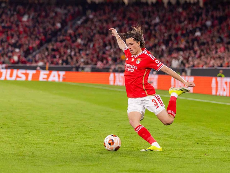 Fernandez đang chơi tốt trong màu áo Benfica