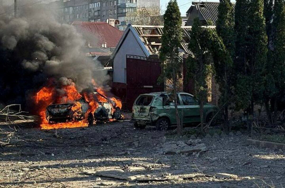 Quân đội Nga tăng cường tập kích Zaporizhia bằng tên lửa và bom lượn, theo Reuters (ảnh: Reuters)