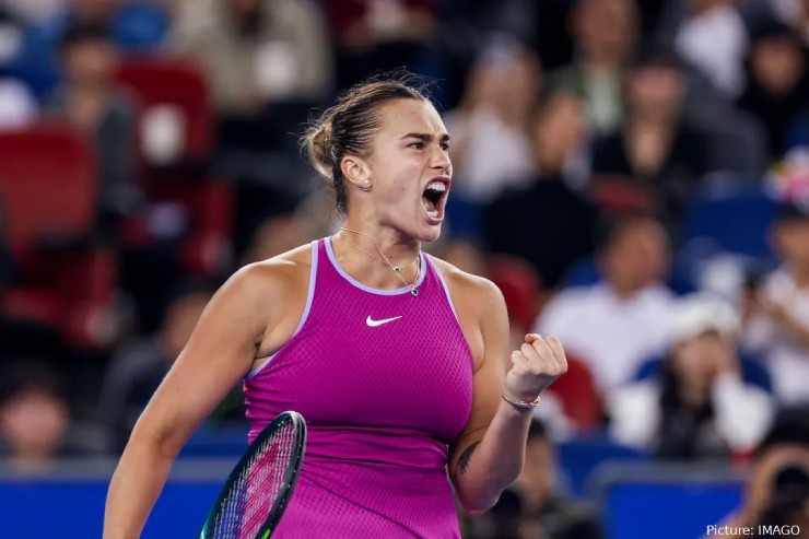 Sabalenka chiếm ngôi số 1 năm 2024, Swiatek vô địch WTA Finals cũng vô nghĩa