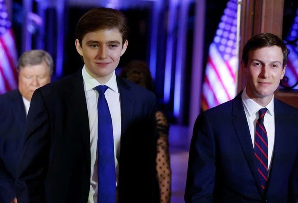 Chiều cao và phong thái vượt trội của Barron Trump - con trai út ông Donald Trump - 11