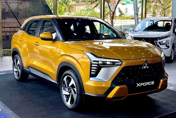 Kia Seltos Luxury và Mitsubishi Xforce Premium: Chọn xe Hàn hay Nhật? - 1