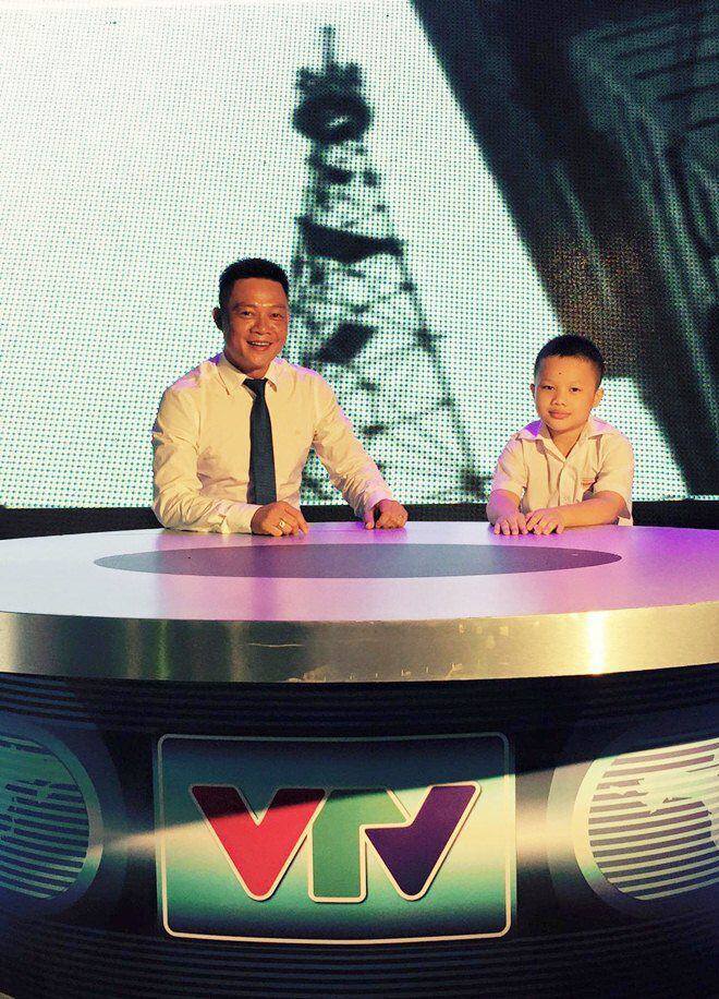 2 cặp cha con MC nổi tiếng nhất VTV: Làm sếp lớn nhưng cách xưng hô không ai ngờ - 8