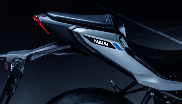 Ngắm bộ đôi 2025 Yamaha MT-07 và MT-03 đẹp lung linh - 13