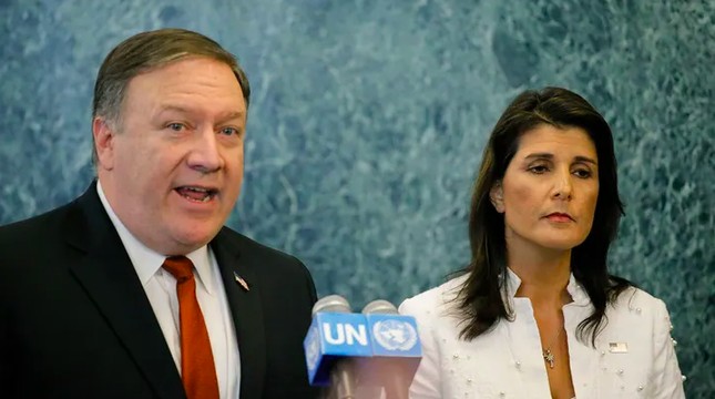 Cựu Ngoại trưởng Mike Pompeo và cựu Đại sứ Mỹ tại Liên Hợp Quốc Nikki Haley. (Ảnh: Getty)