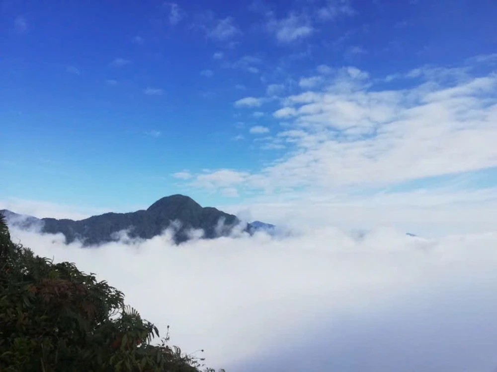 Lưu ý khi leo ngọn núi Ky Quan San, ‘thiên đường’ của những tầng mây - 3