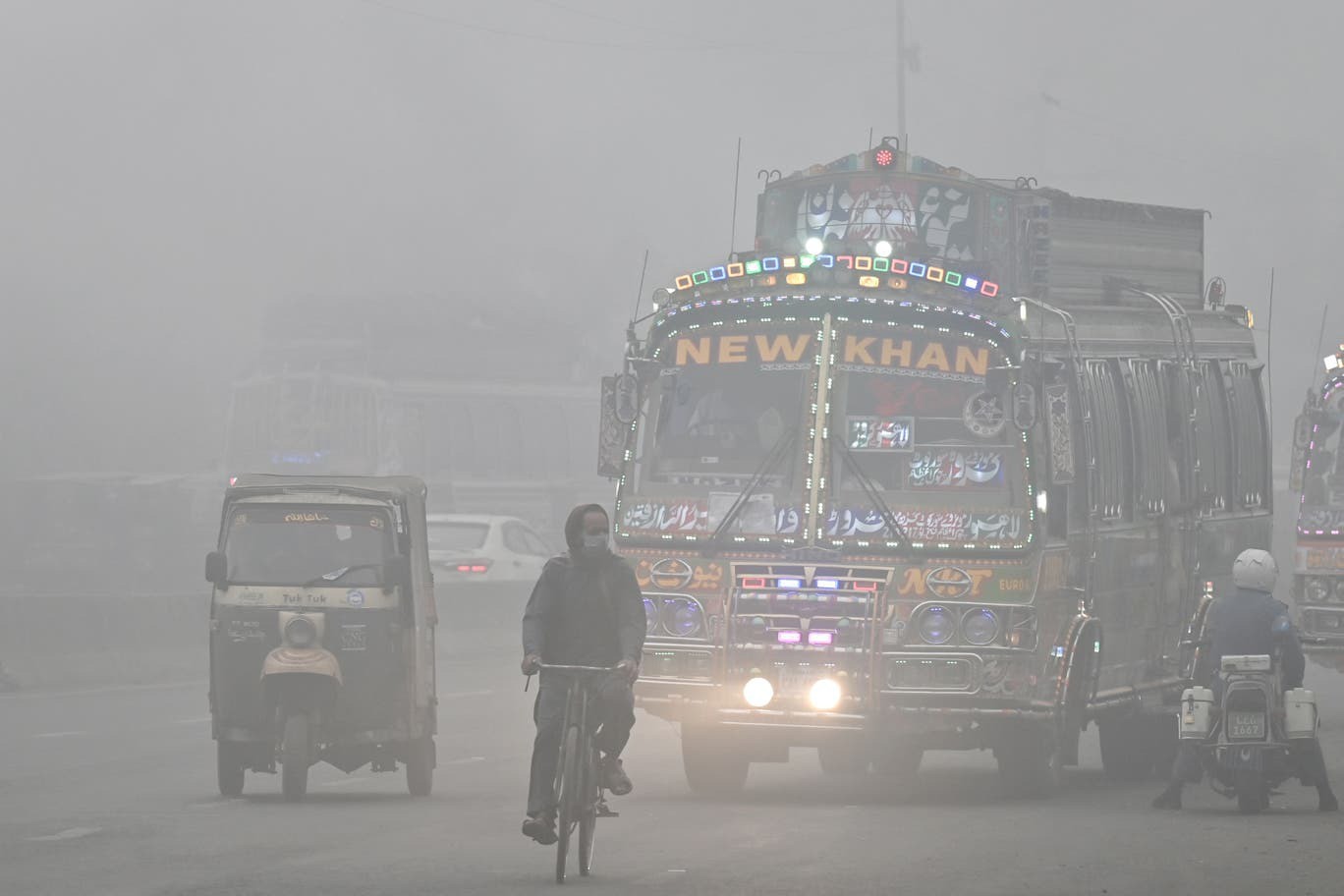 Ô nhiễm không khí nghiêm trọng ở thành phố Lahore, Pakistan. Ảnh: Getty