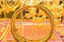 Giá vàng liên tục sụt giảm mạnh, mốc tiếp theo là bao nhiêu? 3 Giá vàng hôm nay 14/11/2024: Lỗ bay 9 triệu, vàng nhẫn có còn bốc hơi thêm nữa?