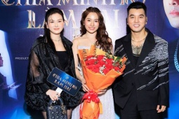 Ưng Hoàng Phúc kết hợp cùng Sara Lưu ra mắt MV "Chia mình ra làm hai"