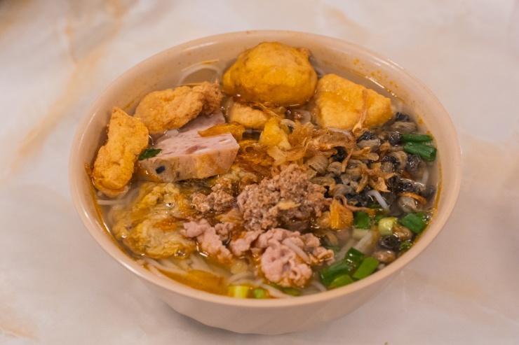 Quán bún riêu &#39;quý tộc&#39; ở Hà Nội - 10