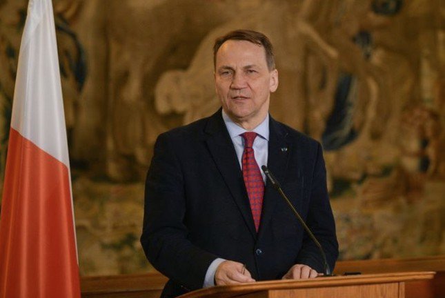 Ngoại trưởng Ba Lan Radosław Sikorski. (Ảnh: Reuters)