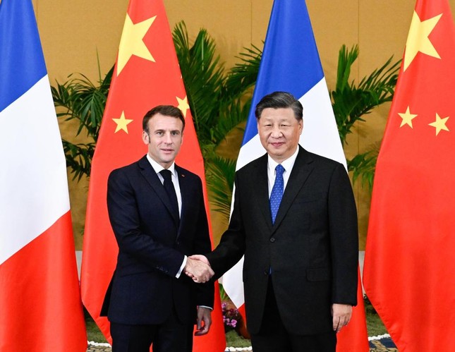 Theo Tổng thống Pháp Emmanuel Macron, Trung Quốc có "khả năng đàm phán với Tổng thống Vladimir Putin để Nga ngừng tấn công vào Ukraine. Ảnh: Xinhua