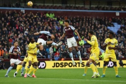 Video bóng đá Aston Villa - Crystal Palace: Đánh đầu đẹp mắt giải cứu 1 điểm (Ngoại hạng Anh)