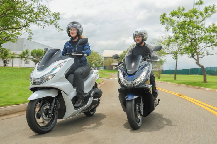 2025 Honda PCX 160 ra mắt, giá nhỉnh 78 triệu đồng - 1