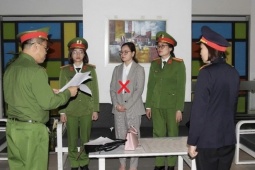Cục trưởng Cục Hải quan Hà Nam Ninh bị bắt vì tội "Nhận hối lộ