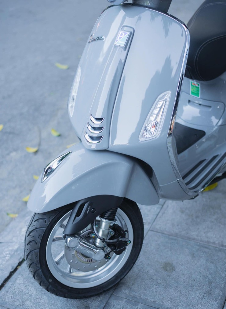 Giá Vespa Primavera cuối tháng 11/2024, khuyến mãi hơn 3 triệu đồng - 4