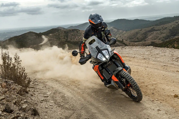 KTM 790 Adventure 2025 trình làng: "Lên đời" nhiều trang bị hiện đại, đảm nhận vai trò mới! - 2