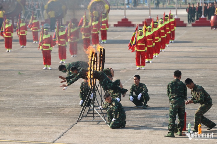 Triển lãm Quốc phòng Quốc tế Việt Nam lần thứ 2 chuẩn bị khai mạc: Hùng tráng, ấn tượng