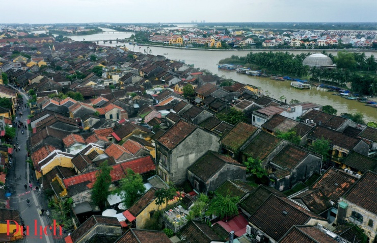 Mùa rêu gieo thương nhớ làm say lòng du khách đến với phố cổ Hội An - 16