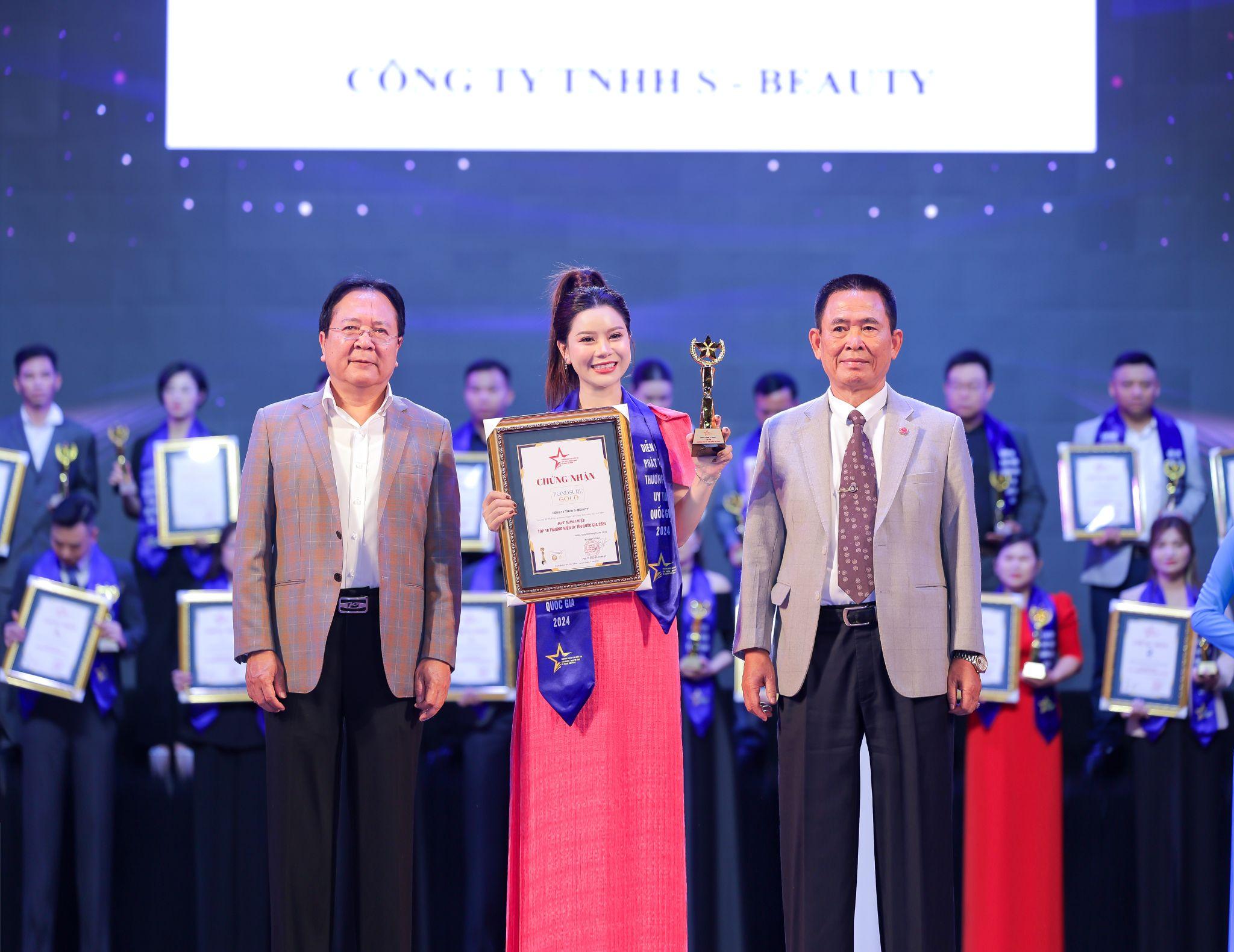 Thực phẩm bổ sung Pondsure Gold của S - Beauty nhận giải thưởng Sản phẩm - Dịch vụ Vàng vì quyền lợi người tiêu dùng năm 2024 - 1