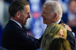 Tổng thống Joe Biden ân xá cho con trai Hunter Biden