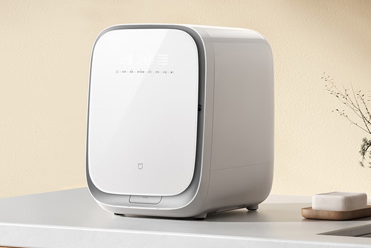 Máy giặt mini của Xiaomi chỉ có công suất giặt 1kg.