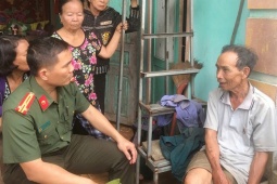 Lực lượng chức năng cùng người dân giải cứu cụ ông thất lạc trong rừng sau 17 giờ