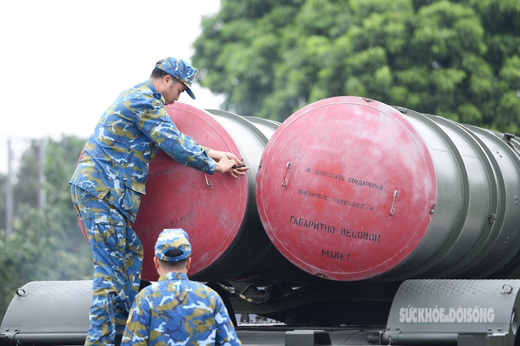 Tên lửa S-300: Rồng lửa bảo vệ bầu trời Hà Nội