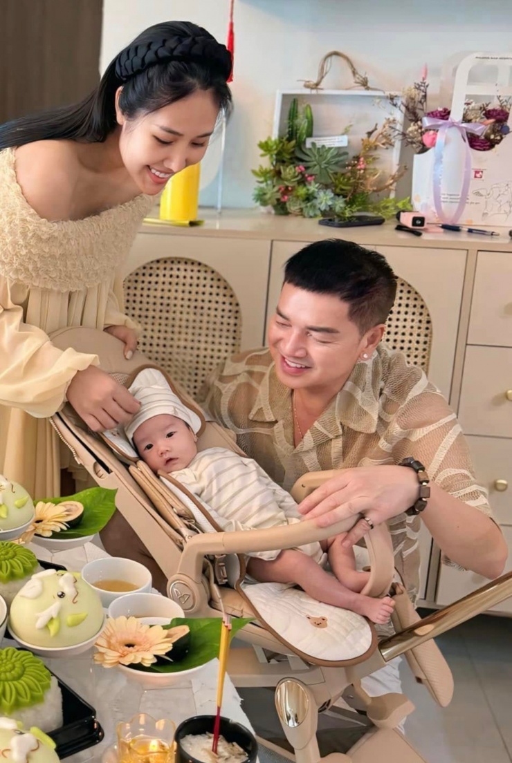 Cuộc sống bố bỉm sữa ở tuổi 65 của Quang Minh - 8