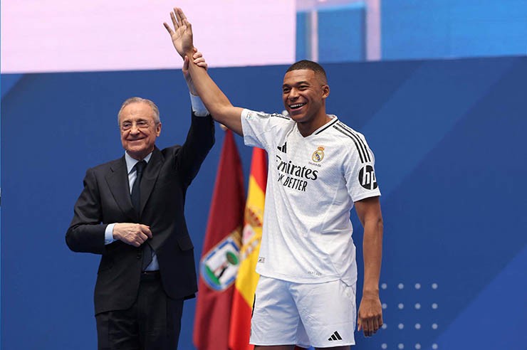 Mbappe được kỳ vọng lớn khi gia nhập Real Madrid, nhưng nhanh chóng phải đối mặt với áp lực