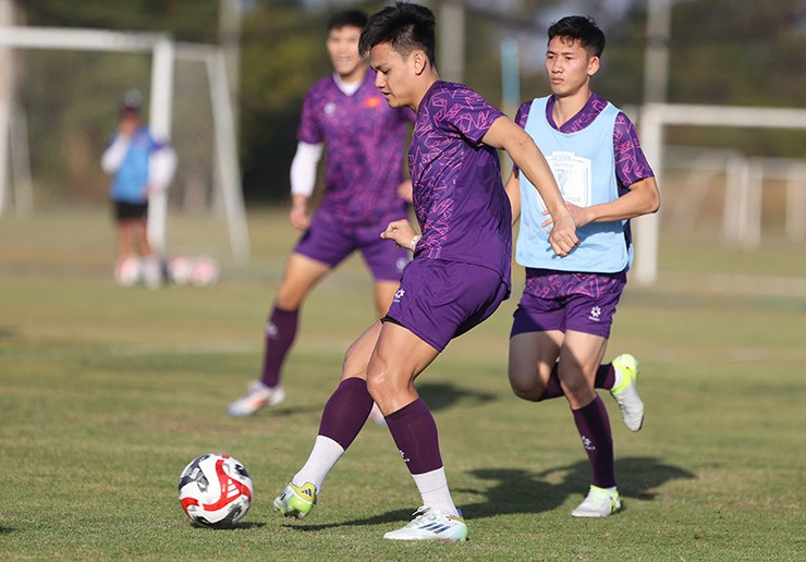 Đội trưởng Duy Mạnh khen Xuân Son, mơ ĐT Việt Nam thăng hoa như AFF Cup 2018 - 8